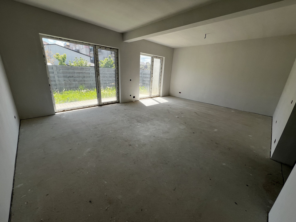 Duplex de 4 camere, 130 mp utili, garaj, zona Stadionului