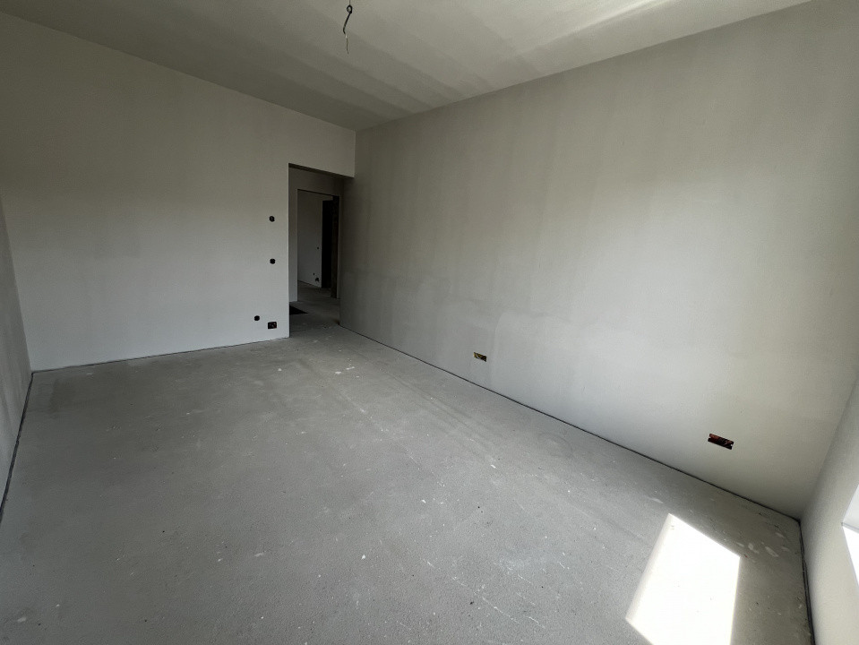 Duplex de 4 camere, 130 mp utili, garaj, zona Stadionului