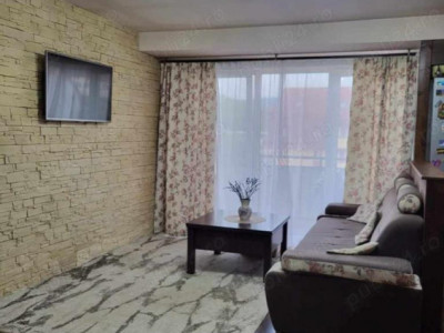 Apartament de 3 camere pe doua nivele, 79 mp, zona Eroilor