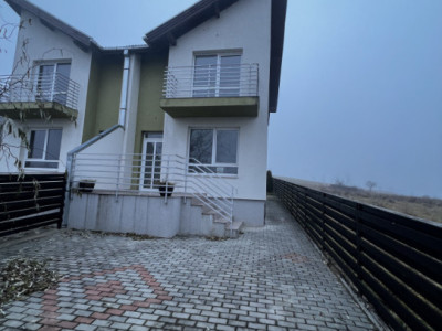 Duplex 78 mp, zona Motel Gilau