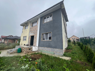 Casa individuală, pe 2 nivele, 110mp utili,500mp teren, zona Chinteni