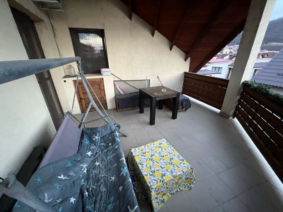 Apartament de 4 camere, 105 MP utili, 20 mp terasa, parcare zona Florilor