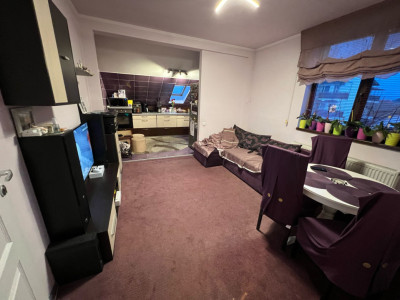 Apartament de 4 camere, 105 MP utili, 20 mp terasa, parcare zona Florilor